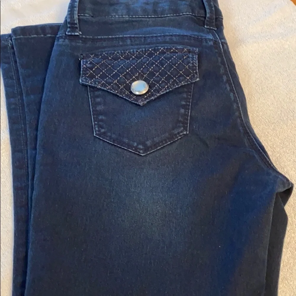 Seven7 Rocker Slim jeans Size 2 petite crystal look buttons shiny stitch Size 2P